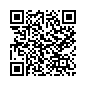 QR code to access holiday playlist.